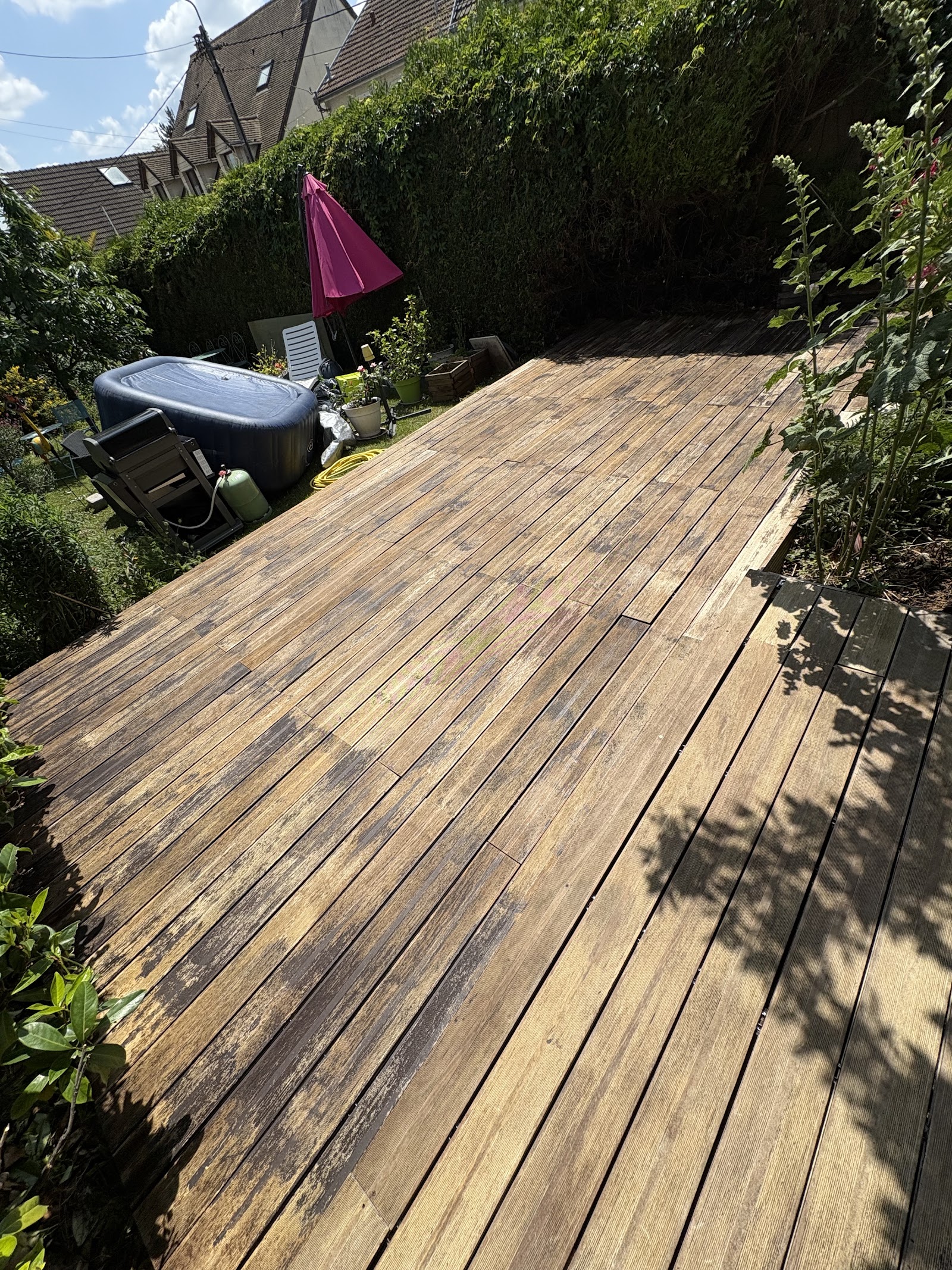 Entretien et rénovation d'une terrasse en bois